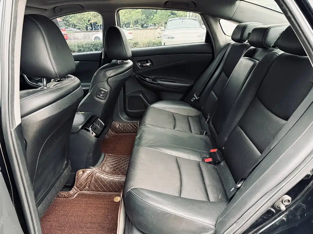 Honda Spirior 2018 — фото 19