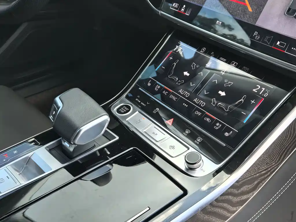 Audi A8 2023 — фото 13