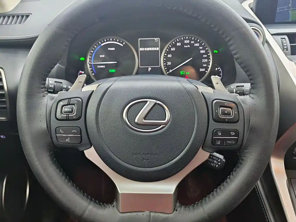 Lexus NX 2021 — фото 12