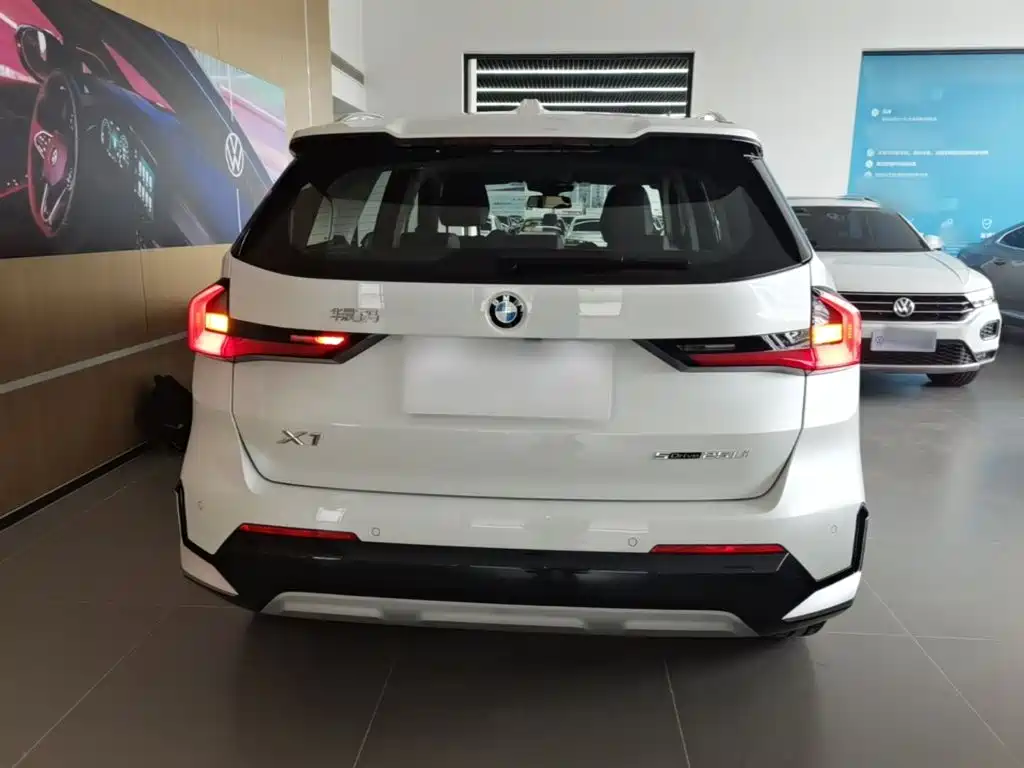 BMW X1 2025