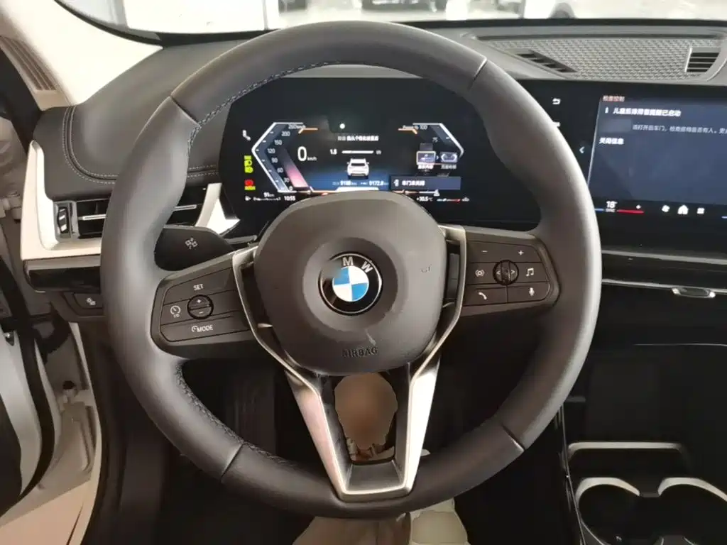 BMW X1 2025 — фото 11