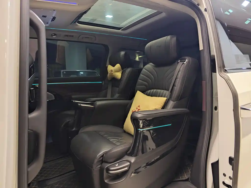 GAC Motor Trumpchi M8 2023 — фото 20