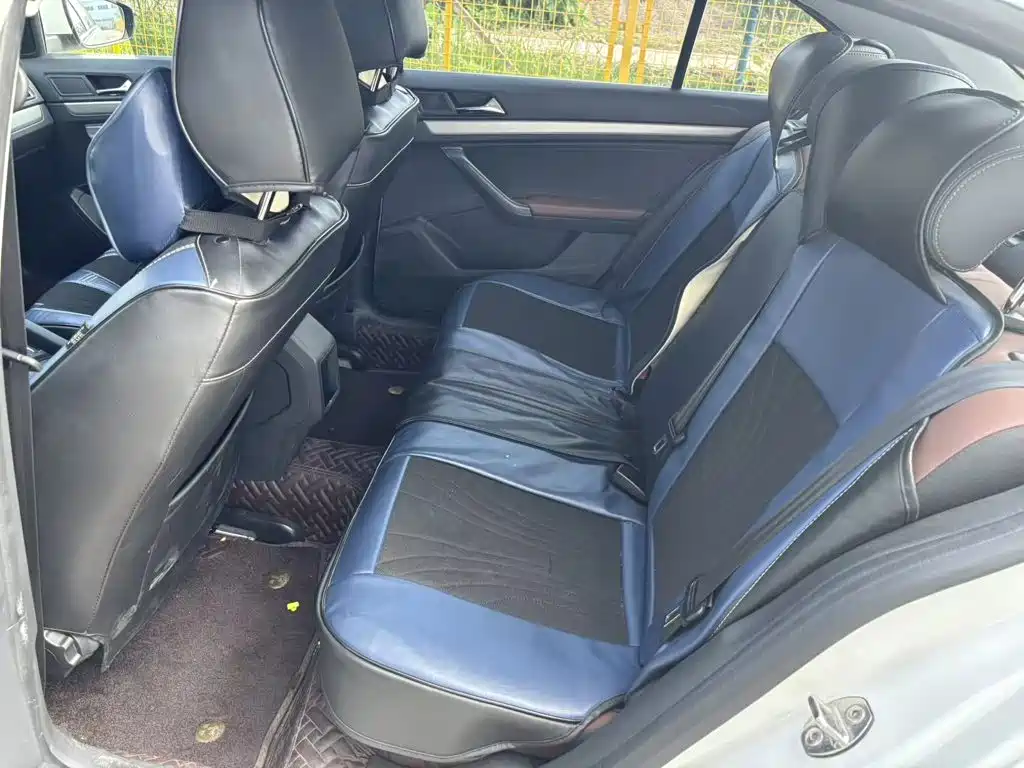 Volkswagen Lavida 2022 — фото 17