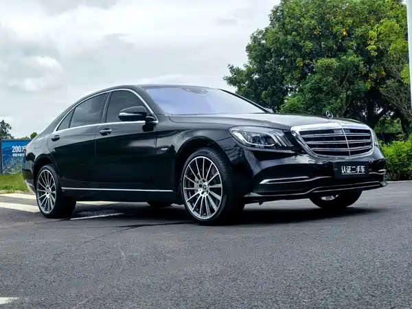 Mercedes-Benz S-Class 2020