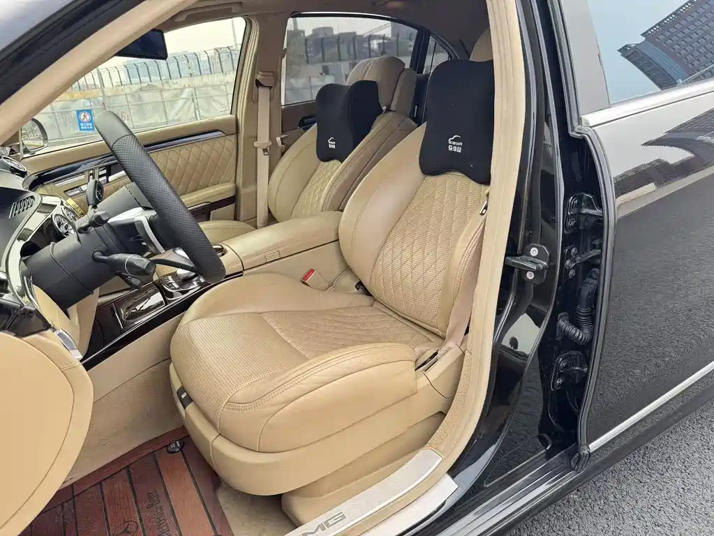 Mercedes-Benz S-Class AMG 2010 — фото 13