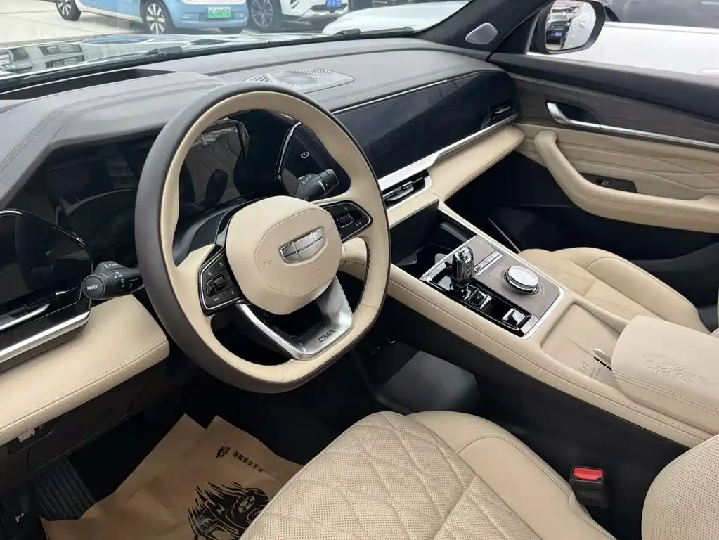 Geely Xingyue L 2025 — фото 25