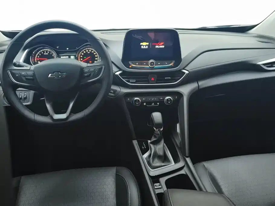 Chevrolet Orlando 2019 — фото 12