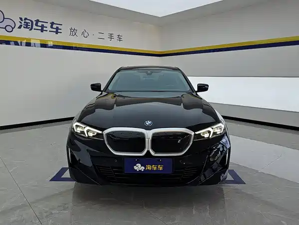 BMW i3 2024