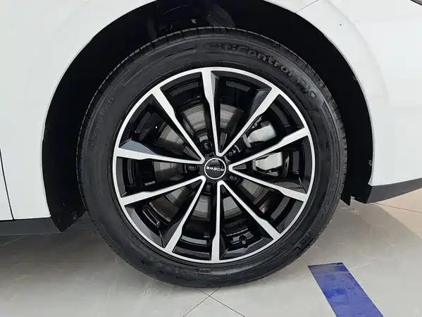 Roewe D7 2025