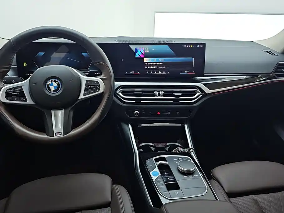 BMW i3 2024 — фото 12