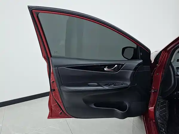 Nissan Tiida 2018