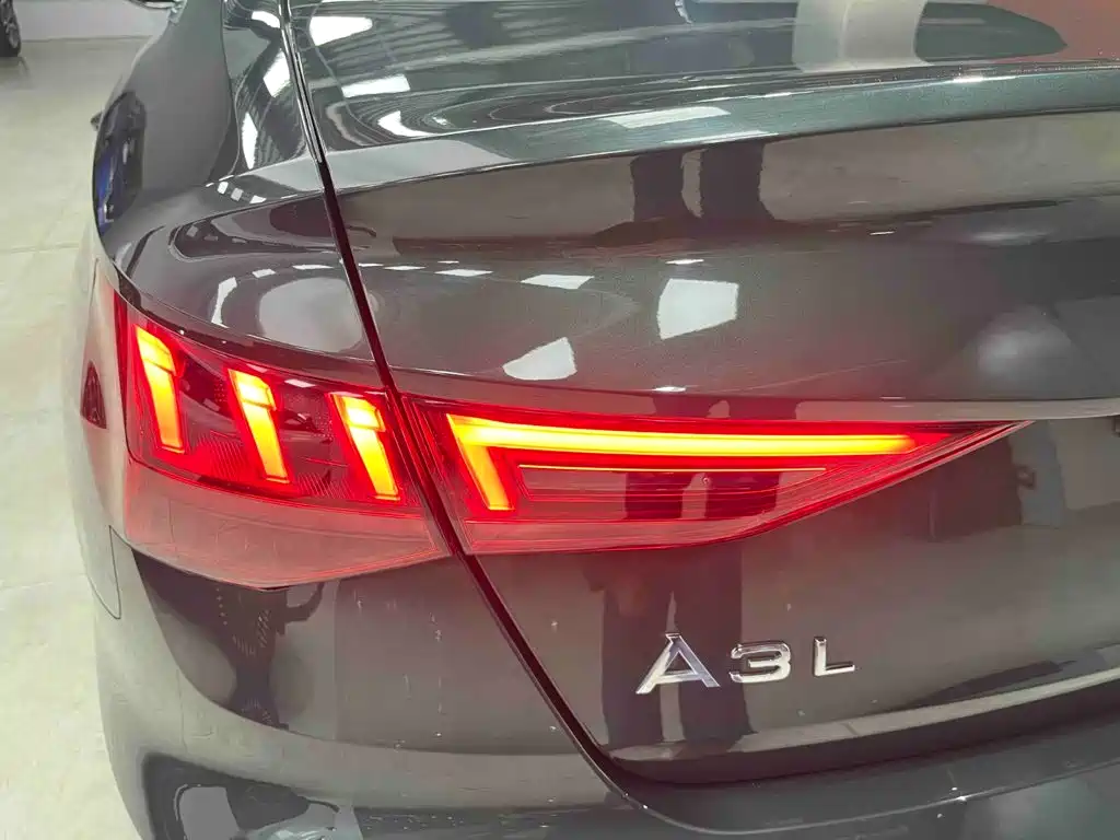 Audi A3 2025 — фото 18