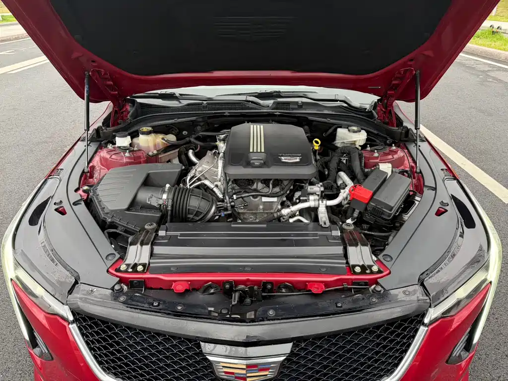 Cadillac CT4 2020 — фото 12