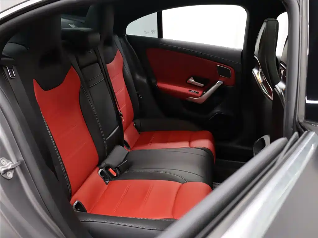 Mercedes-Benz CLA AMG 2022 — фото 23