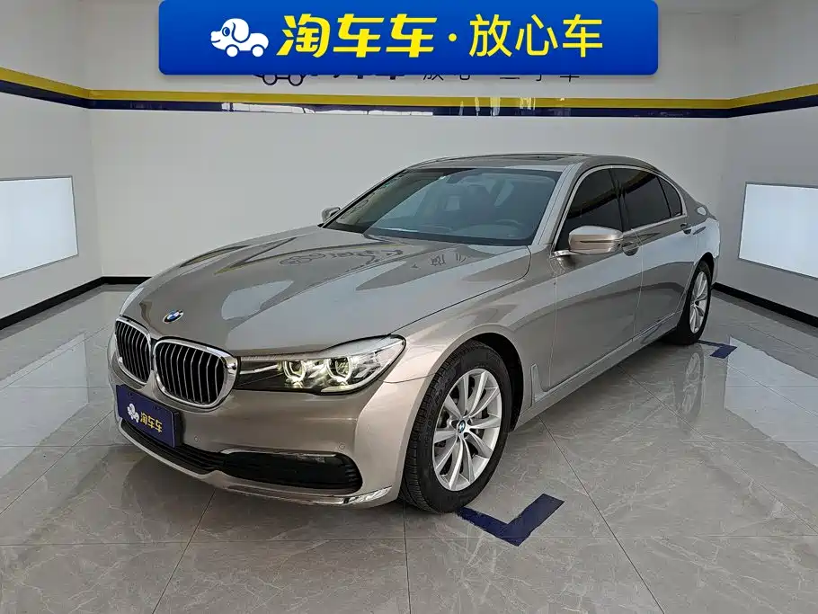 BMW 7 Series 2017 — фото 1