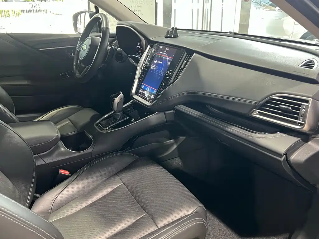 Subaru Outback 2022 — фото 22