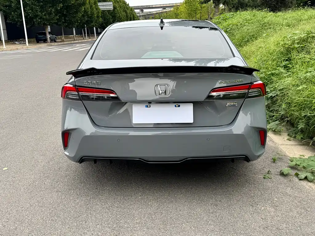 Honda Inspire 2024 — фото 11