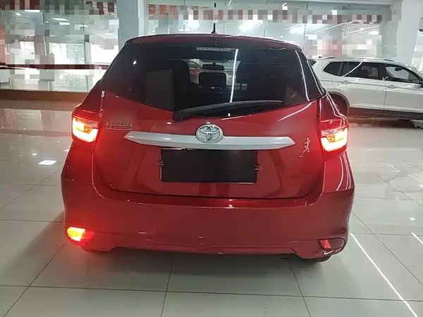 Toyota Vios FS 2022