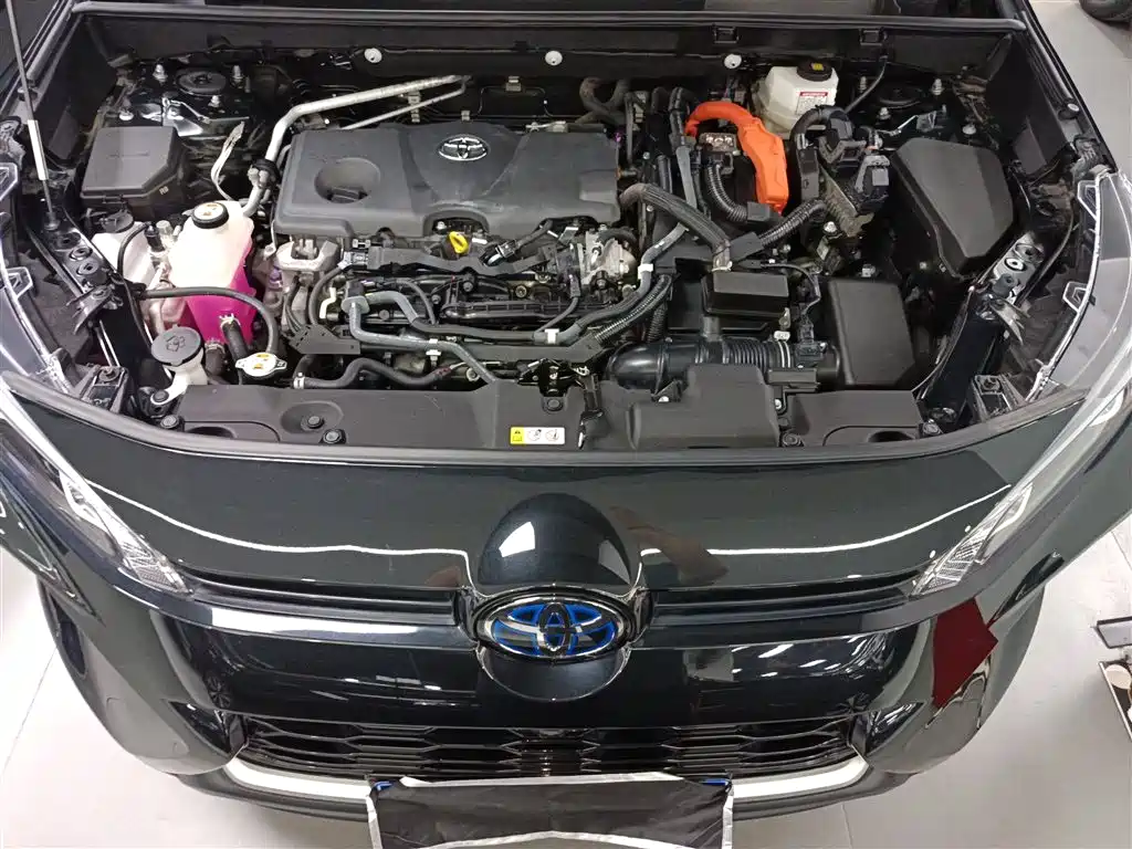 Toyota Wildlander 2023 — фото 16