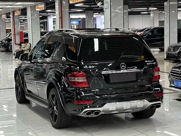 Mercedes-Benz M-Class AMG 2011