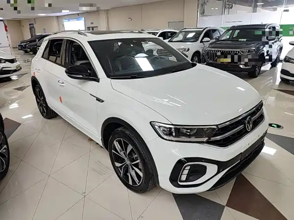 Volkswagen T-Roc 2024