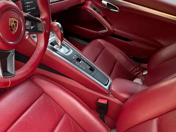 Porsche 718 2017