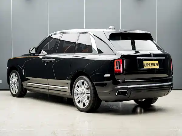Rolls-Royce Cullinan 2022