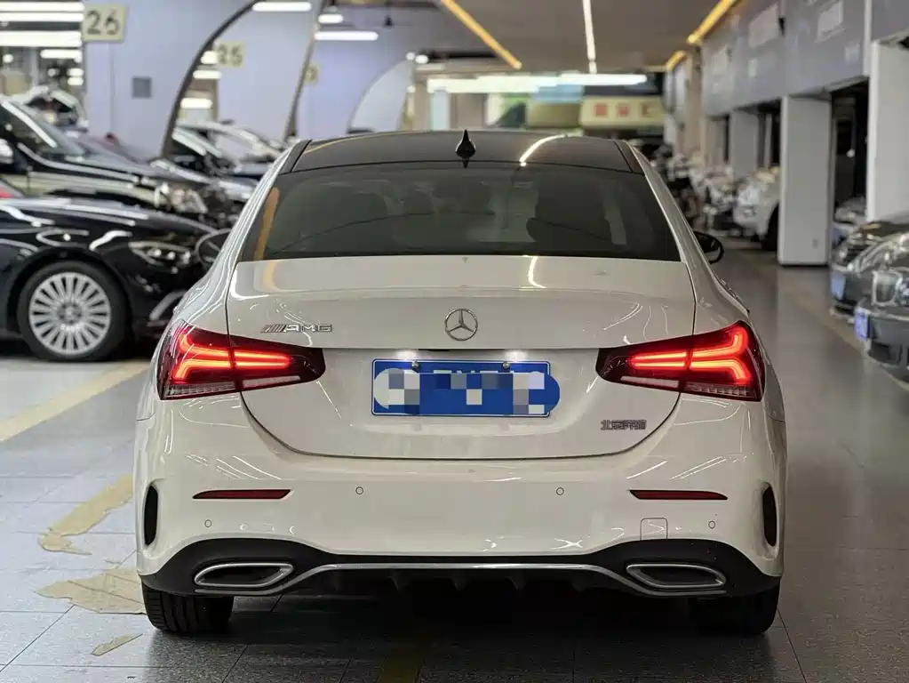 Mercedes-Benz A-Class 2022 — фото 4