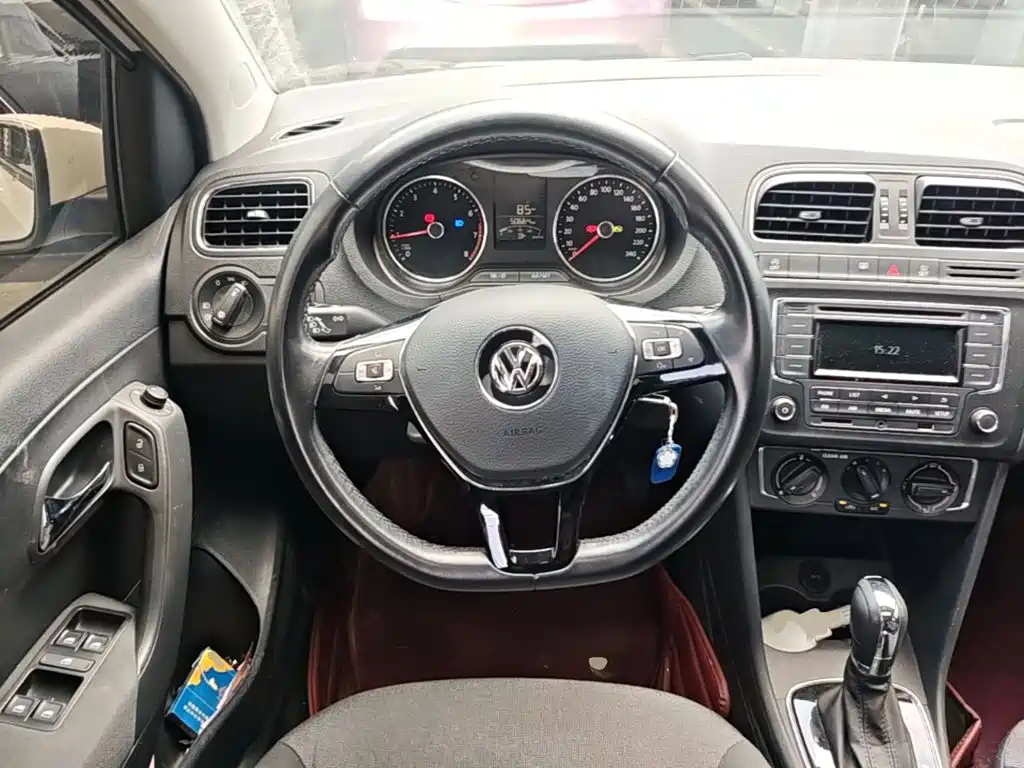 Volkswagen Polo 2019 — фото 11
