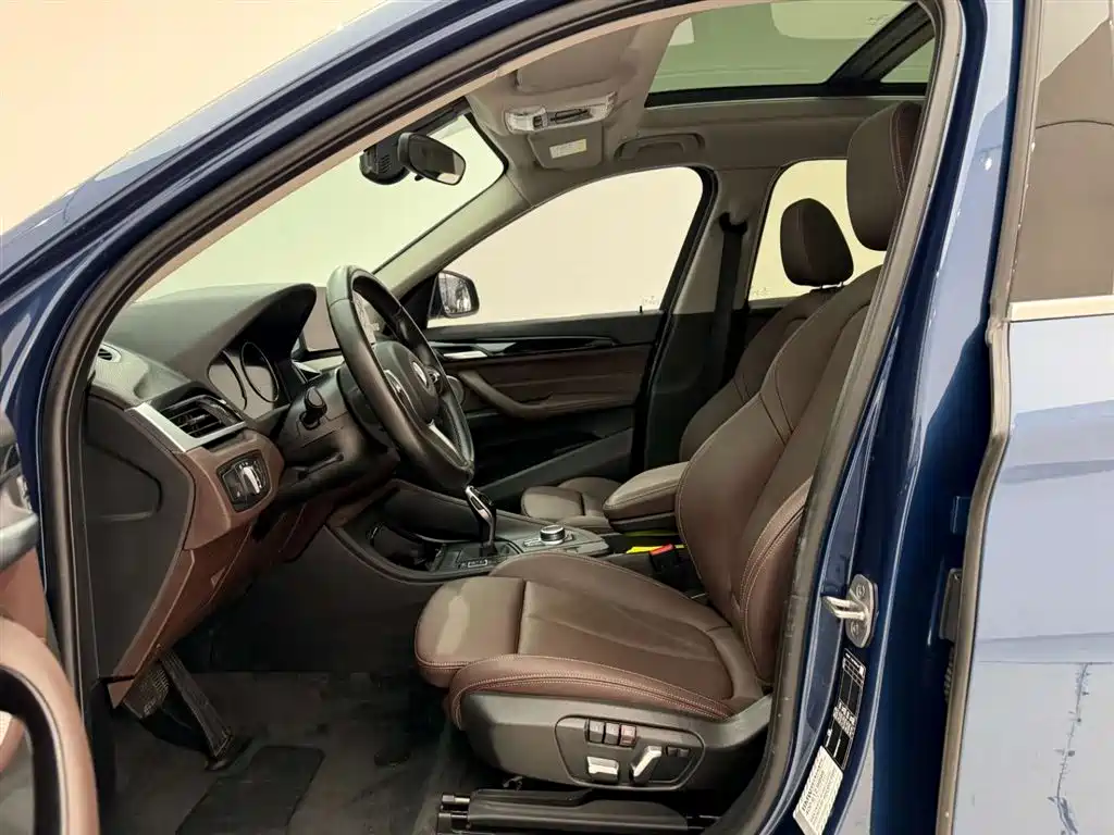BMW X1 2022 — фото 15