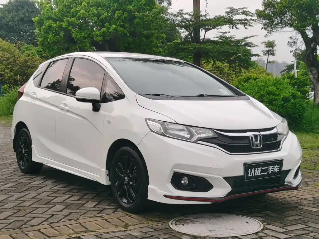 Honda Fit 2018 — фото 3
