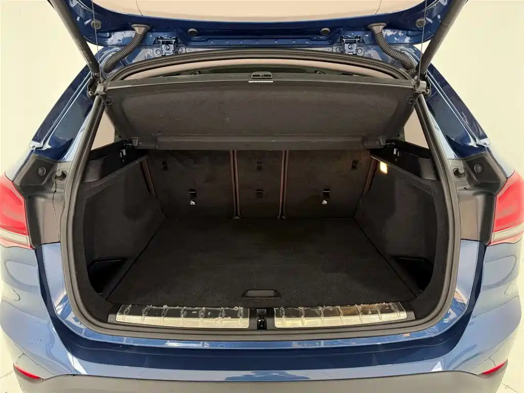 BMW X1 2022 — фото 14
