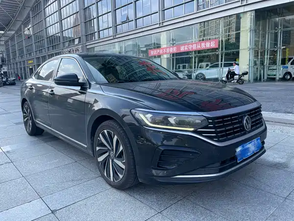 Volkswagen Passat 2022