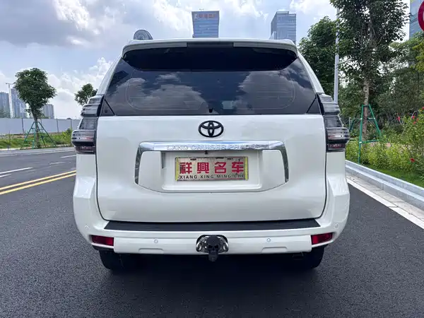Toyota Prado 2010