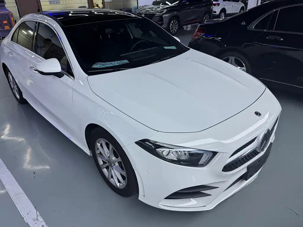 Mercedes-Benz A-Class 2019 — фото 2