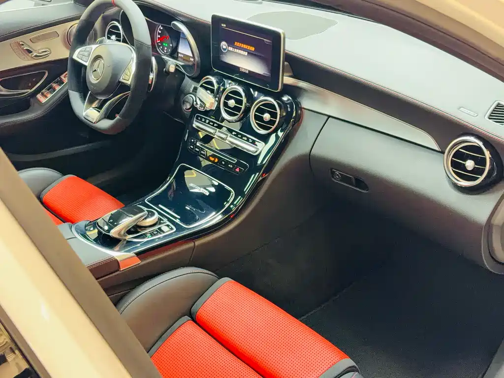 Mercedes-Benz C-Class AMG 2017 — фото 16
