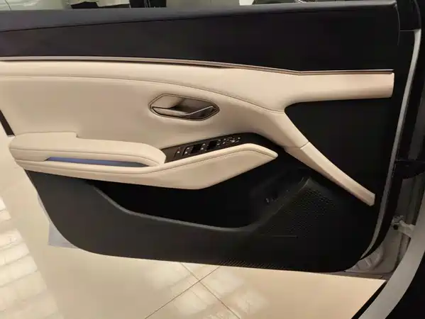 BYD Qin L 2024