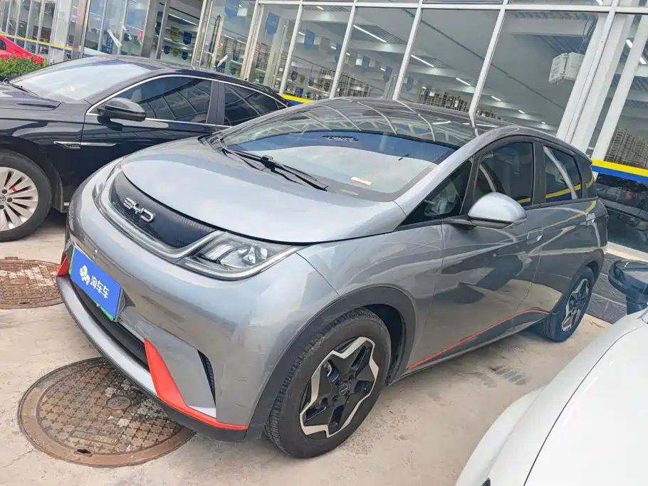 BYD Dolphin 2023