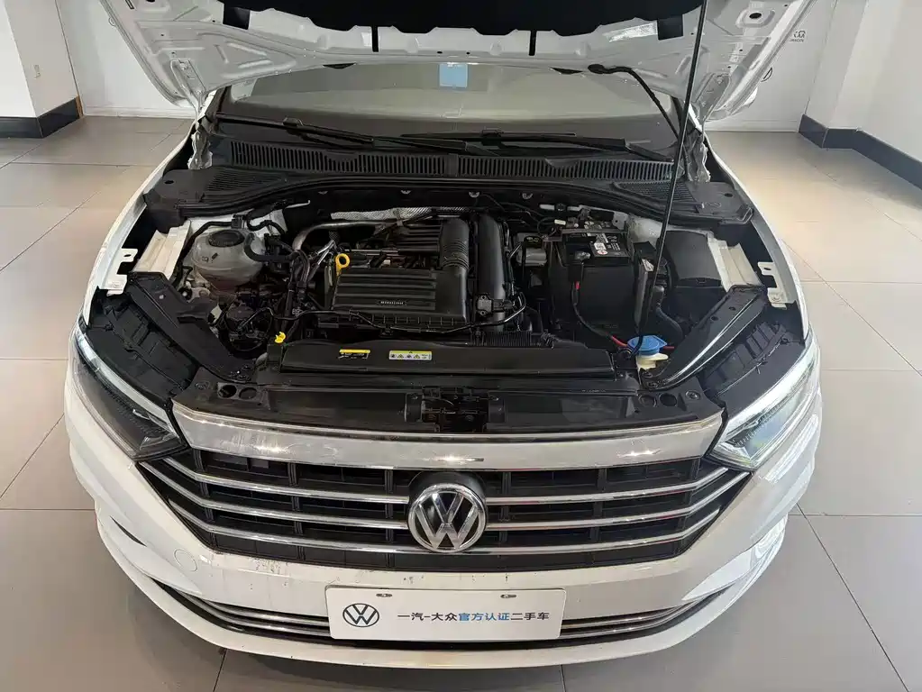 Volkswagen Sagitar 2021