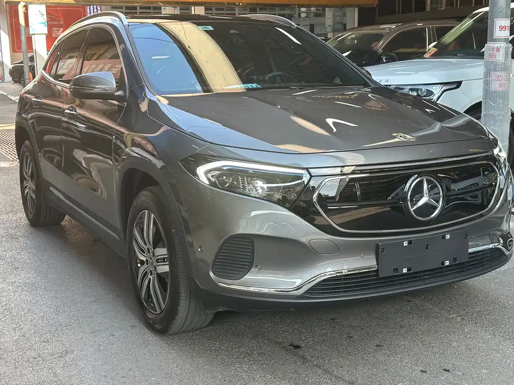 Mercedes-Benz EQA 2023 — фото 1