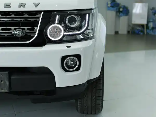 Land Rover Discovery 2016