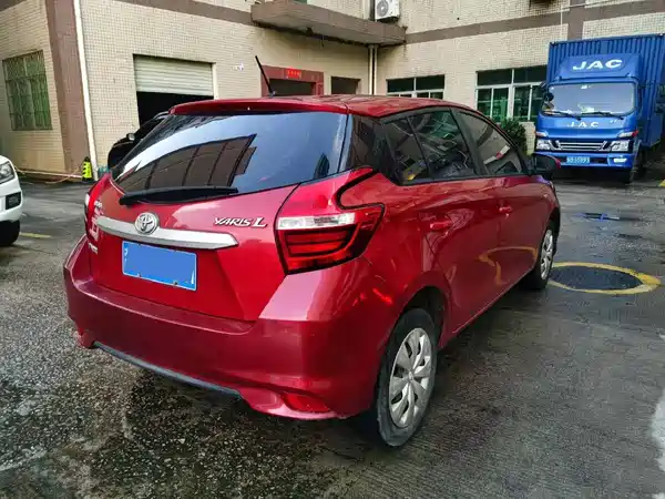 Toyota Yaris L 2019