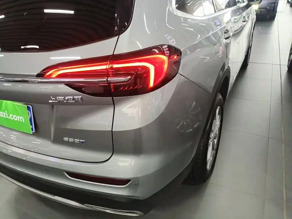 Buick Envision Plus 2023 — фото 8