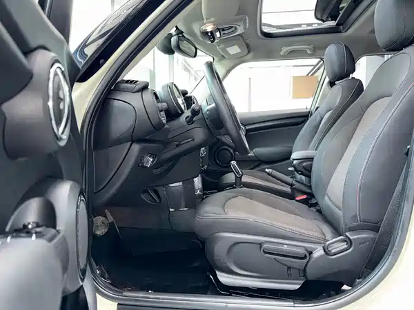 MINI 2018