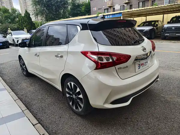 Nissan Tiida 2023