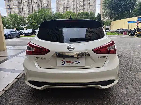 Nissan Tiida 2023