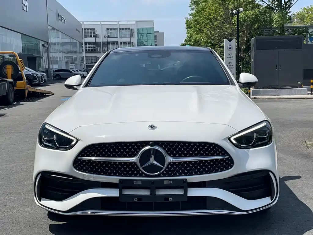 Mercedes-Benz C-Class 2023
