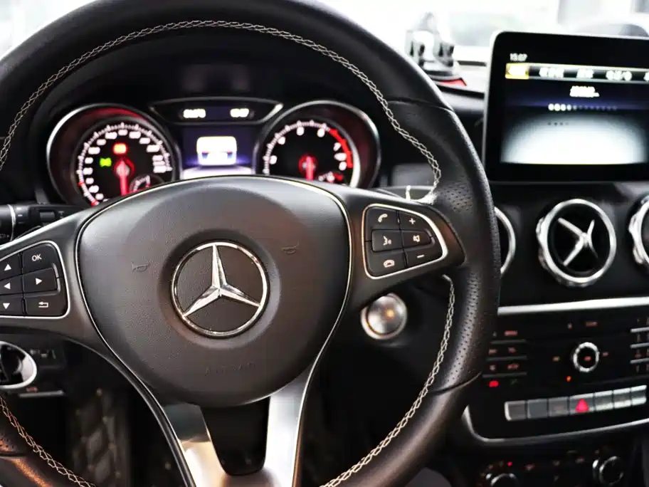 Mercedes-Benz GLA 2018 — фото 22