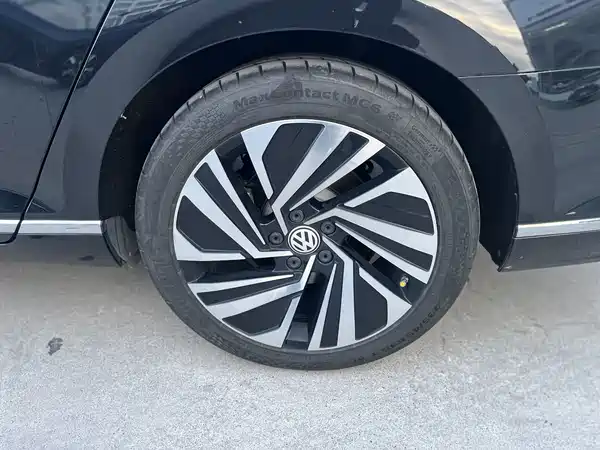 Volkswagen Magotan PHEV 2021