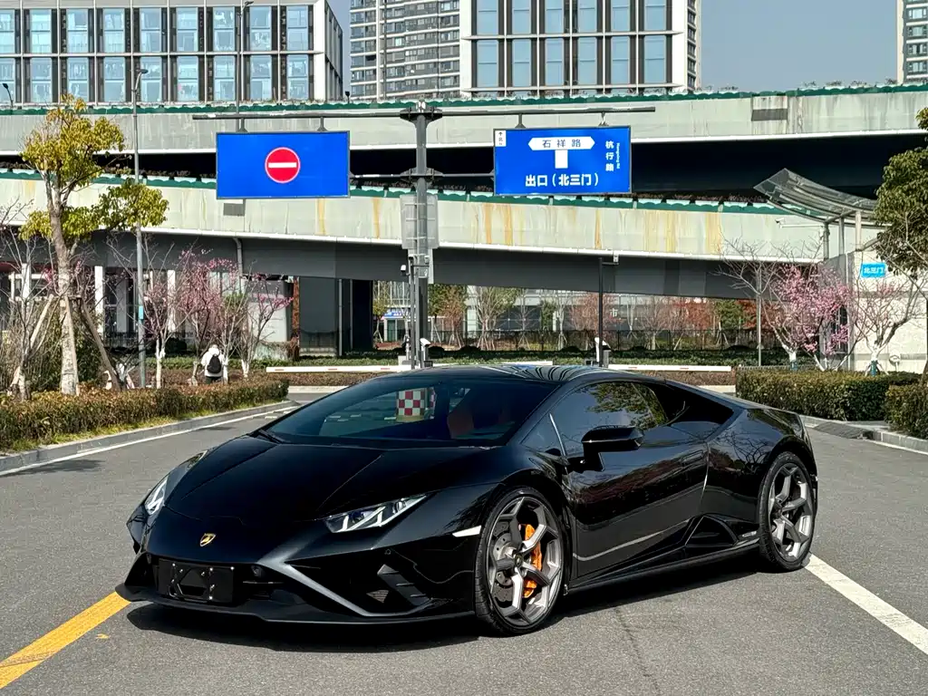 Lamborghini Huracán 2023 — фото 3